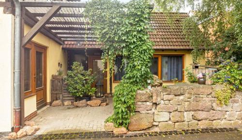 Superior One-Bedroom Apartment