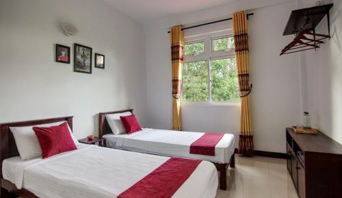 Deluxe Double or Twin Room with Pool View