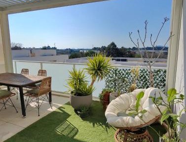 Large Double Room