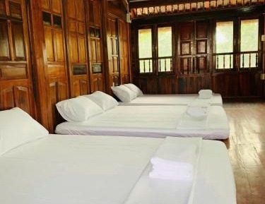Mixed Dormitory Room