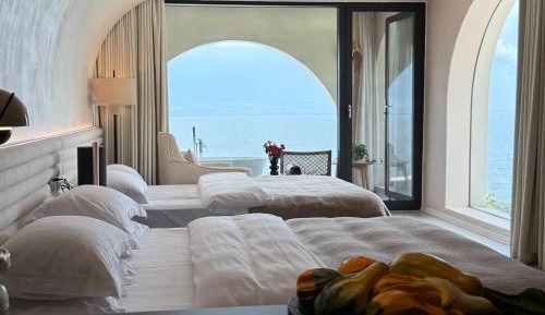Deluxe Double or Twin Room with Sea View