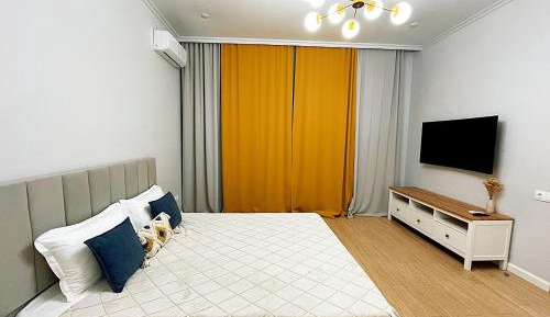 Classic One-Bedroom Apartment with King Bed