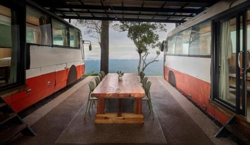 Romhaey Family Hotel Bus Mountain View