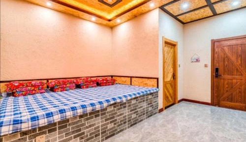 Quadruple Room with Mountain View