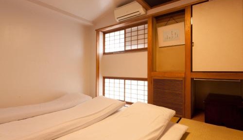 Japanese-Style Room