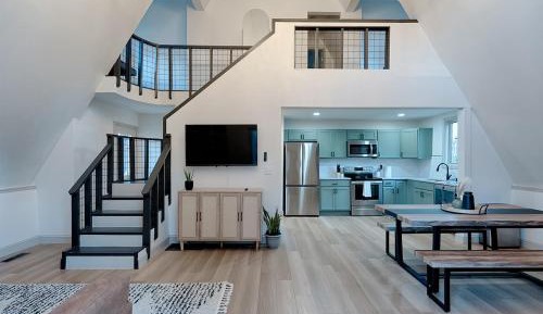 Four-Bedroom Holiday Home