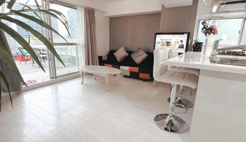 Two-Bedroom Deluxe Apartment with Balcony