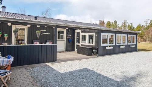 Three-Bedroom Vacation Home 