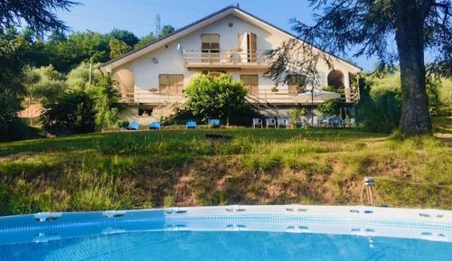 Three-Bedroom Holiday Home 