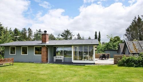 Six-Bedroom Holiday Home