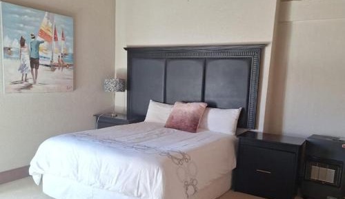 Classic Queen Room