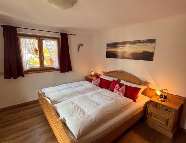 Superior One-Bedroom Apartment with Balcony