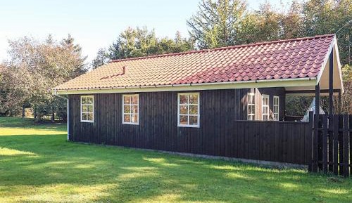 Two-Bedroom Holiday Home