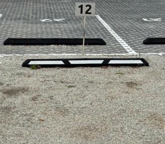 One-Bedroom Apartment with Balcony