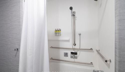 King Room - Disability Access