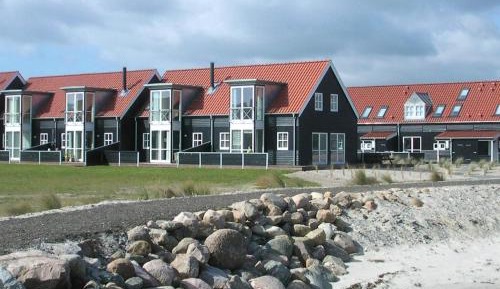 Three-Bedroom Vacation Home 