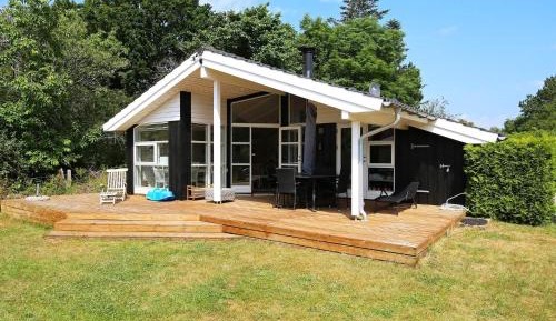 Two-Bedroom Holiday Home