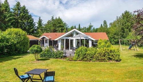 Three-Bedroom Vacation Home 