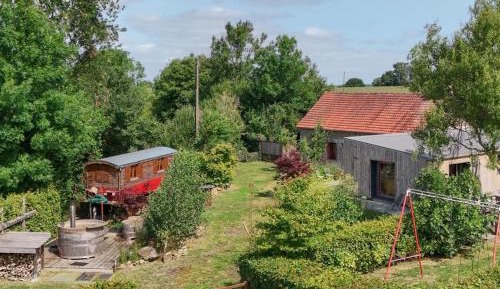 Holiday Home (4 Adults)