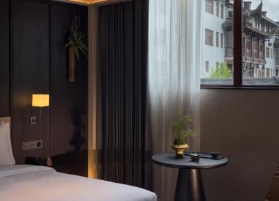 Deluxe Double Room with Bath