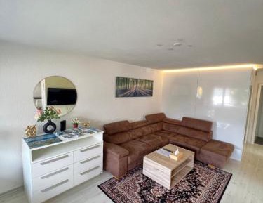 Three-Bedroom Apartment with Mountain View