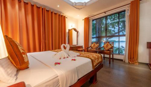 Deluxe Junior Suite