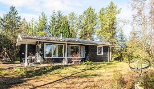 Two-Bedroom Holiday Home