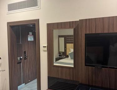 Queen Room - Disability Access