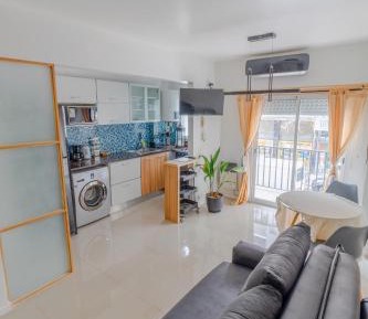 Studio Apartment with Balcony