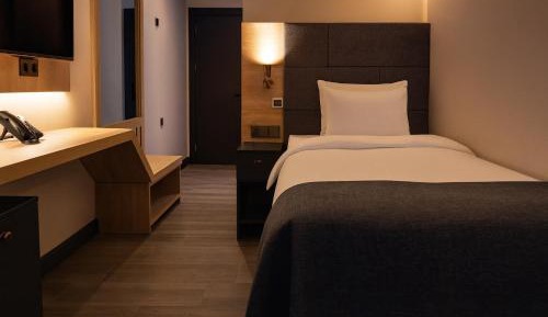 Superior Single Room