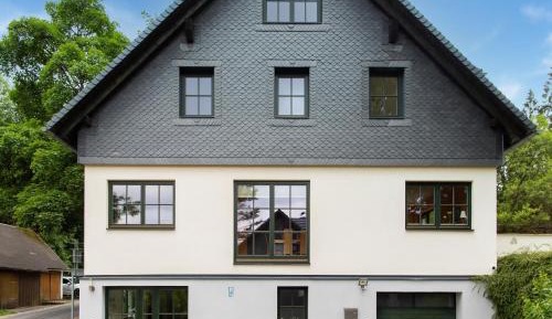 Three-Bedroom Vacation Home 