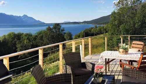 Four-Bedroom Holiday Home