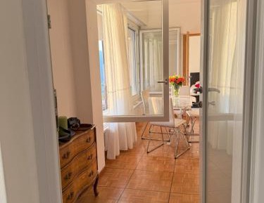 Apartment mit Terrasse