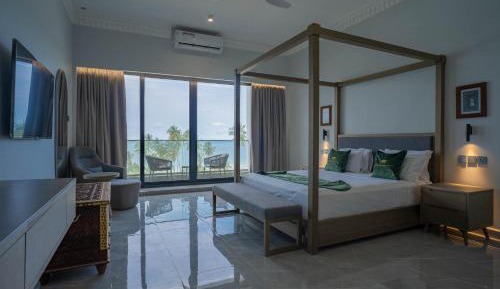 Double with Patio, Sea View and Private Walk-In Pool