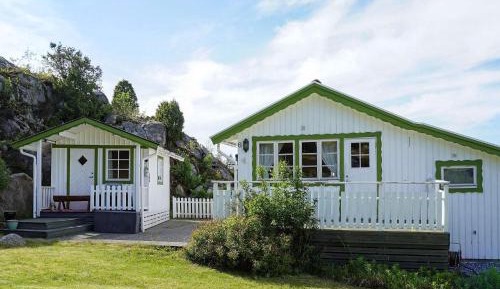 Two-Bedroom Holiday Home