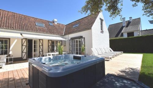 Seven-Bedroom Villa
