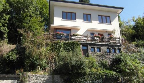 Five-Bedroom Holiday Home