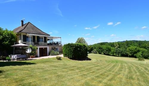 Two-Bedroom Holiday Home
