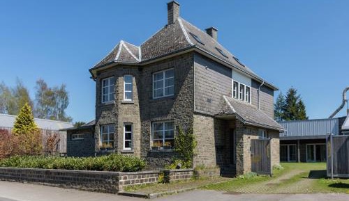Twelve-Bedroom Holiday Home