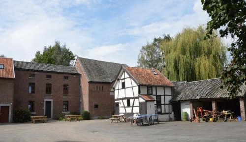 Nine-Bedroom Holiday Home