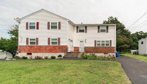 Five-Bedroom Apartment