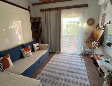 Studio Apartment with Balcony