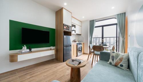 Two-Bedroom Apartment with City View