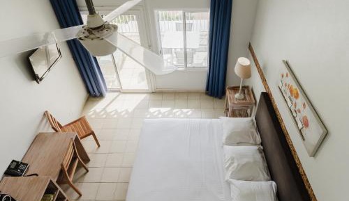 Premium Quadruple Room