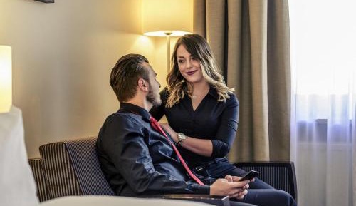 Standard Queen Room with Sofa