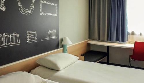 Twin Â Room