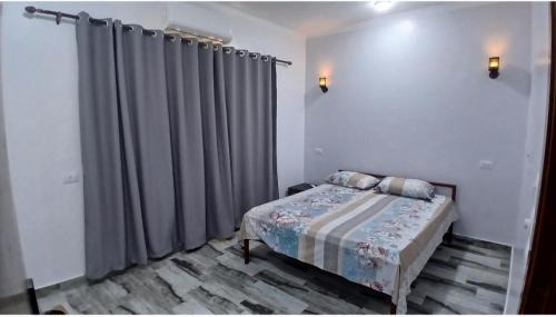 Two-Bedroom Apartment with City View