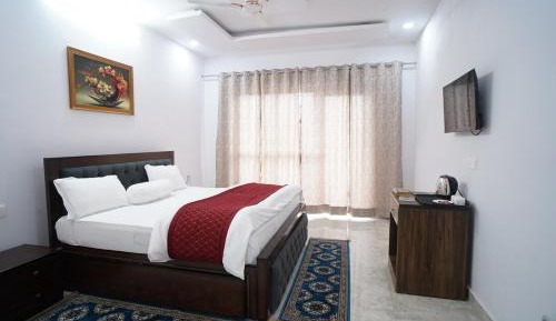 Deluxe Double Room with Balcony