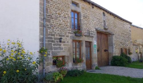 Holiday Home (8 Adults)