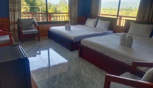 Deluxe Quadruple Room